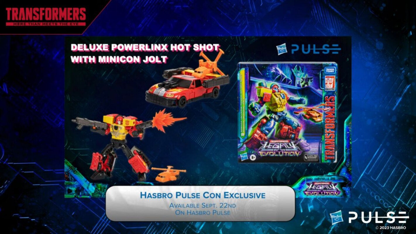 Armada Universe Mini con Jolt Powerlinx Hot Shot In hand Images